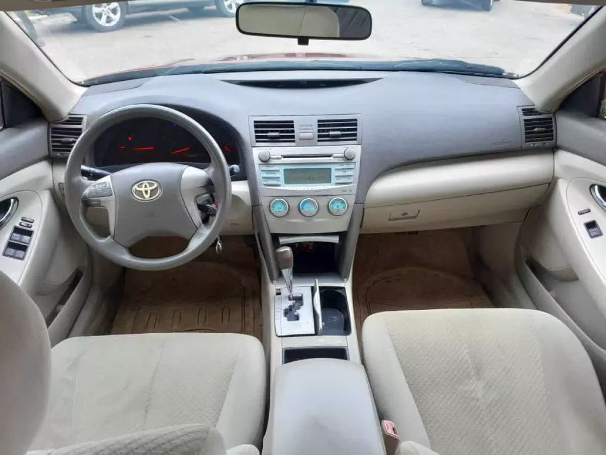 Toyota Camry   - 2007