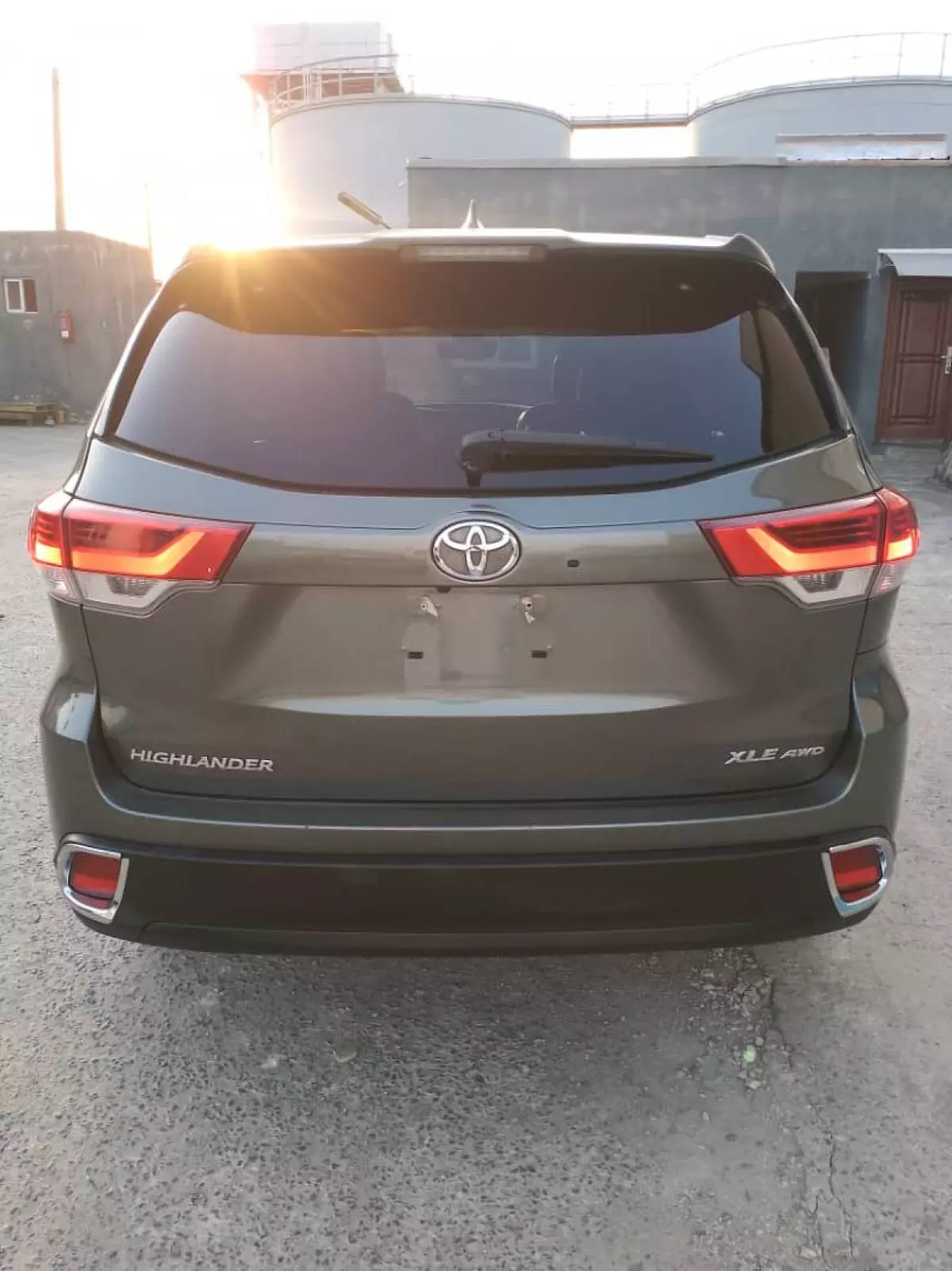 Toyota Highlander   - 2018