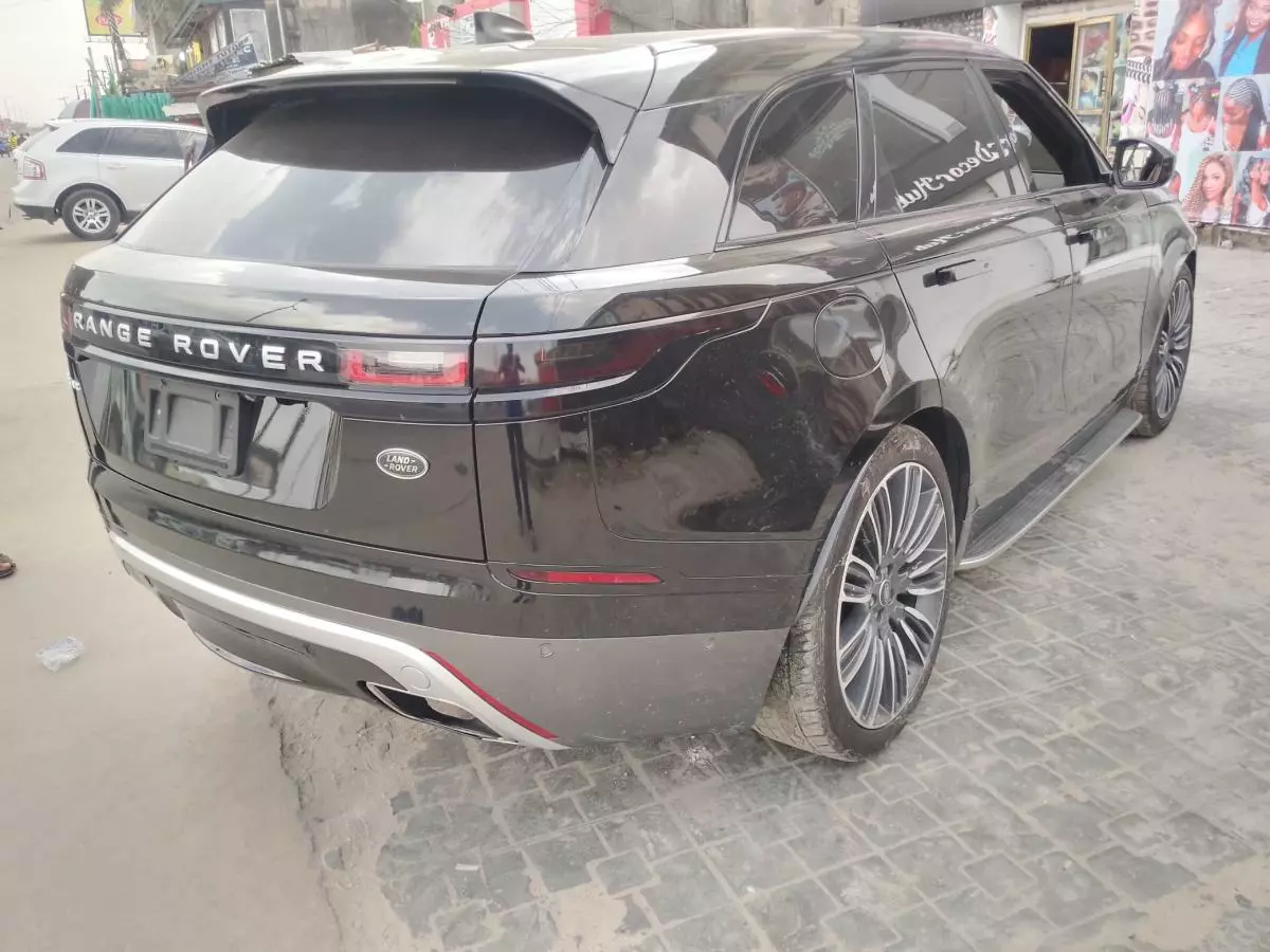 Land Rover Range Rover Velar   - 2018