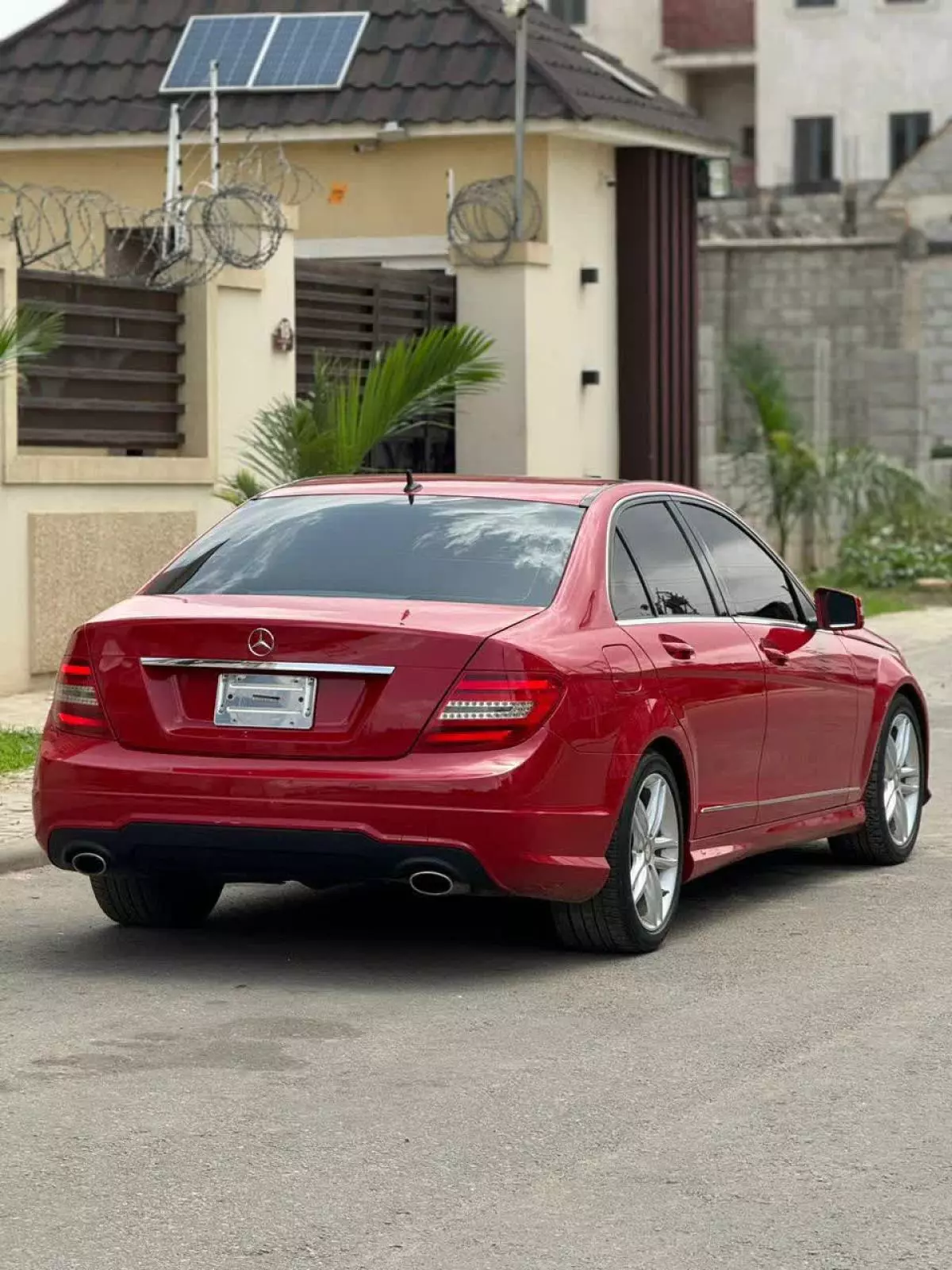 Mercedes-Benz C 300   - 2013