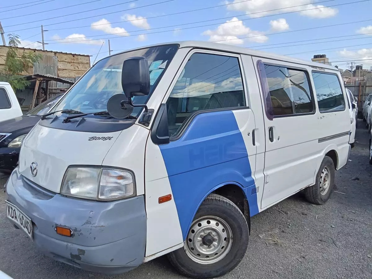 Mazda Bongo   - 2013