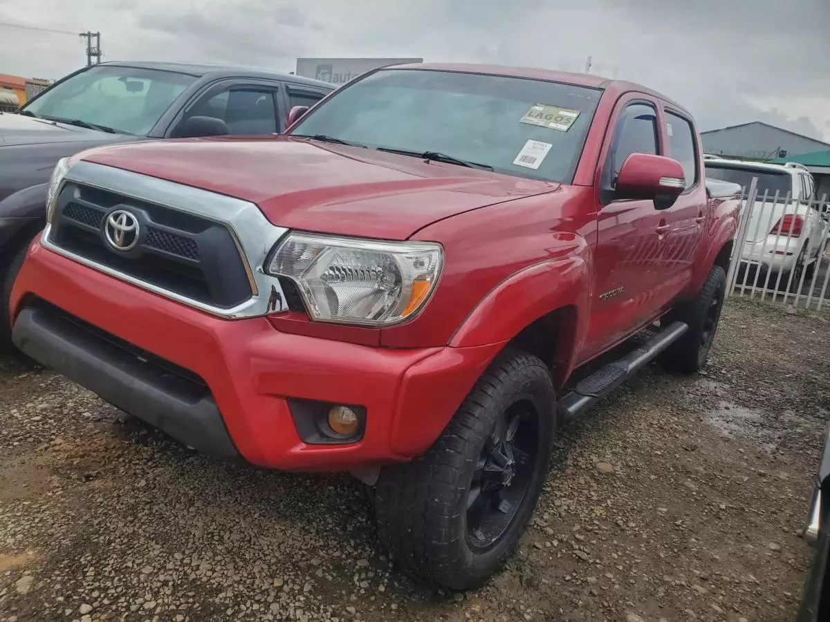 Toyota Tacoma   - 2013