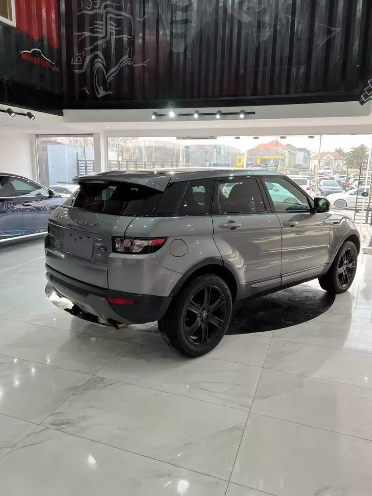 Land Rover Range Rover Evoque   - 2013