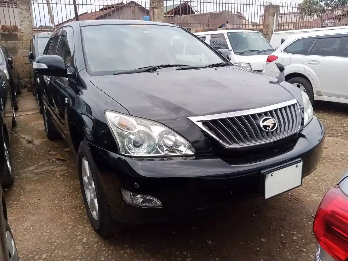 Toyota Harrier   - 2009