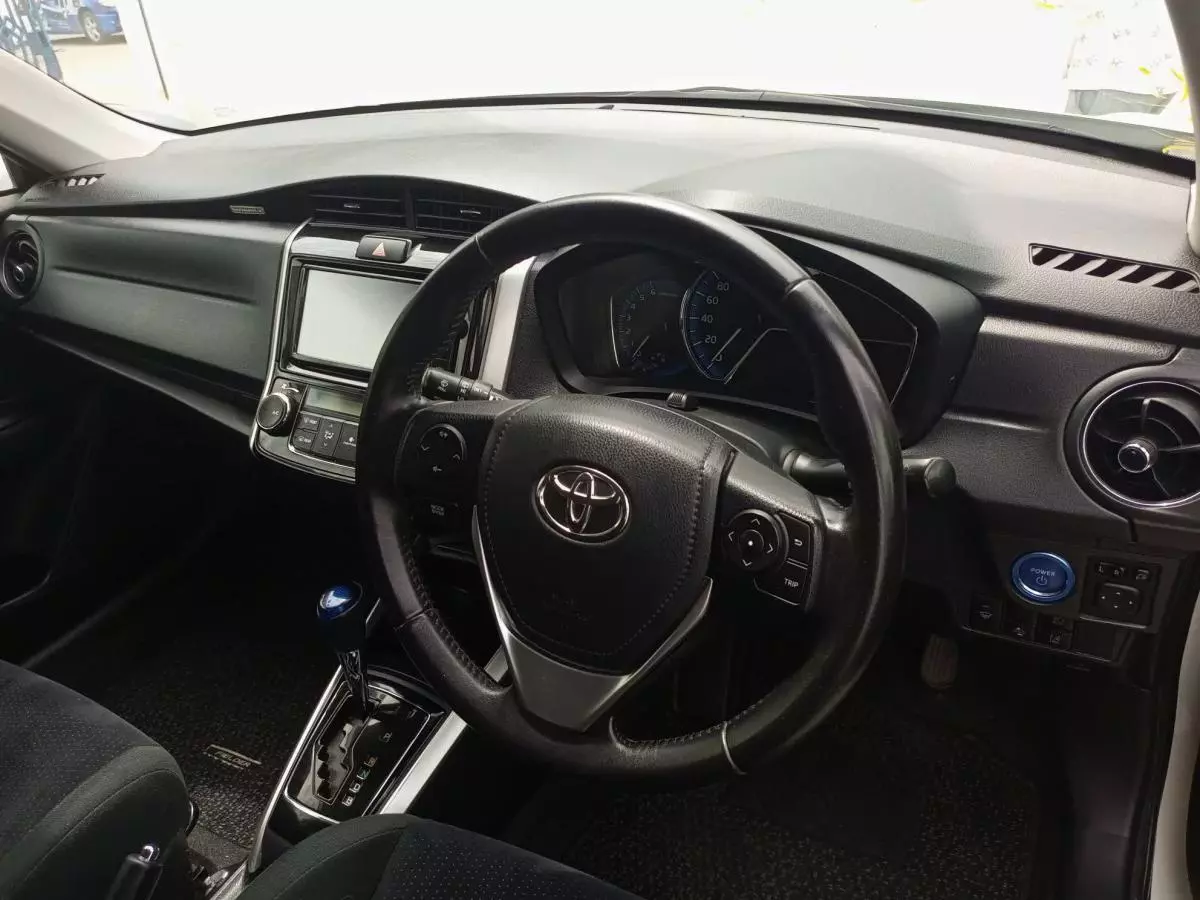 Toyota Fielder hybrid  - 2015