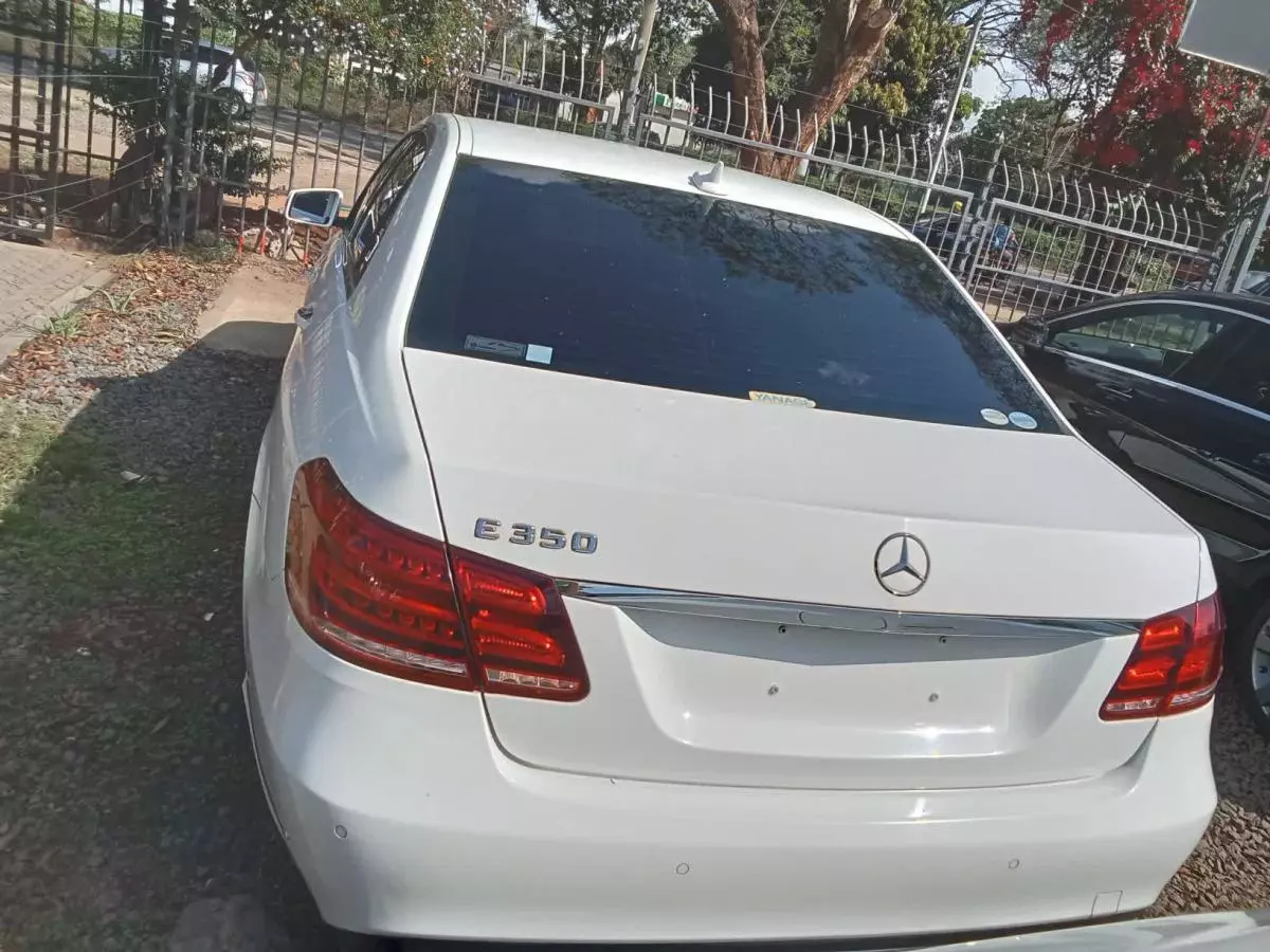 Mercedes-Benz E 350   - 2014