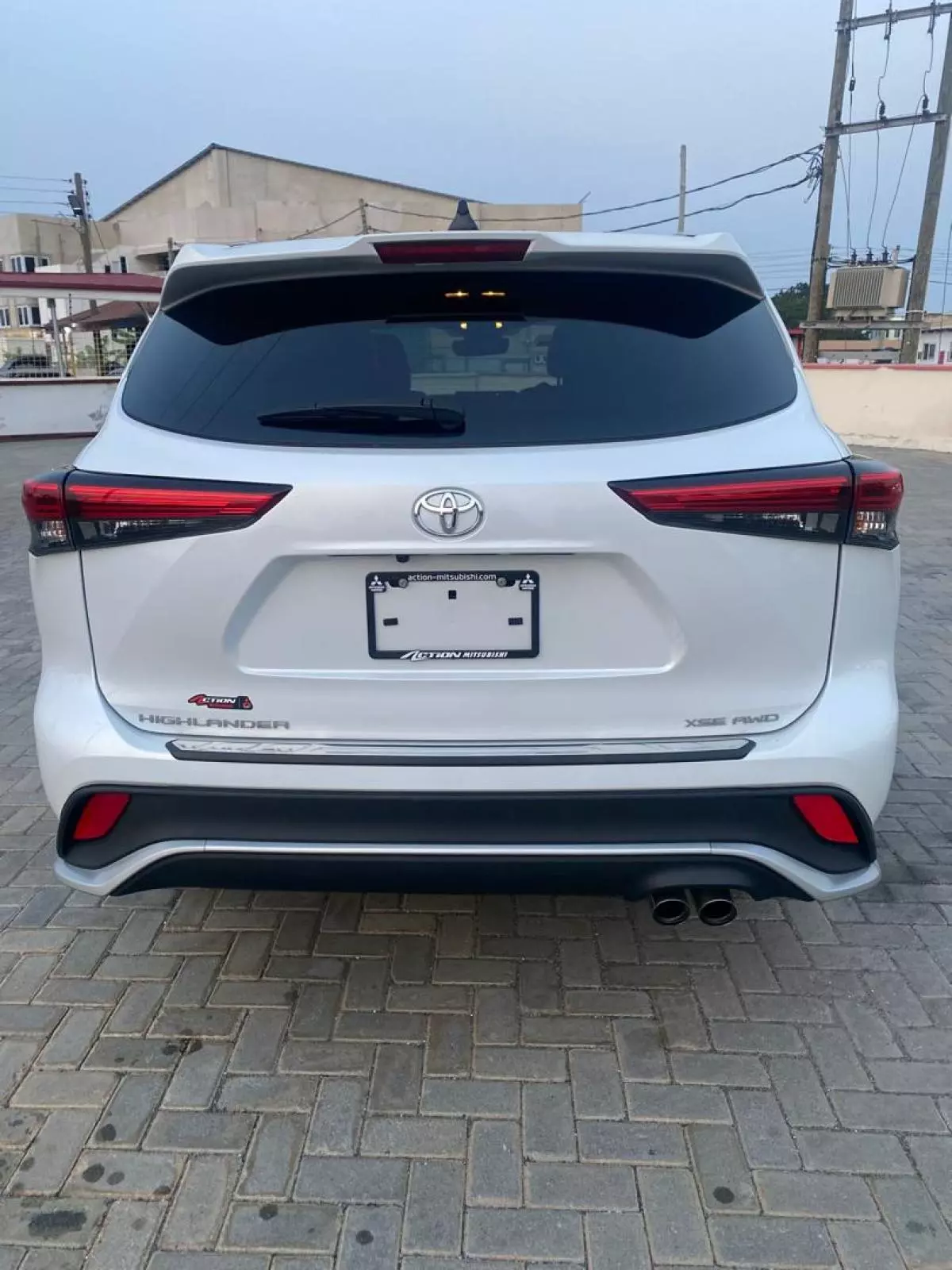 Toyota Highlander   - 2022