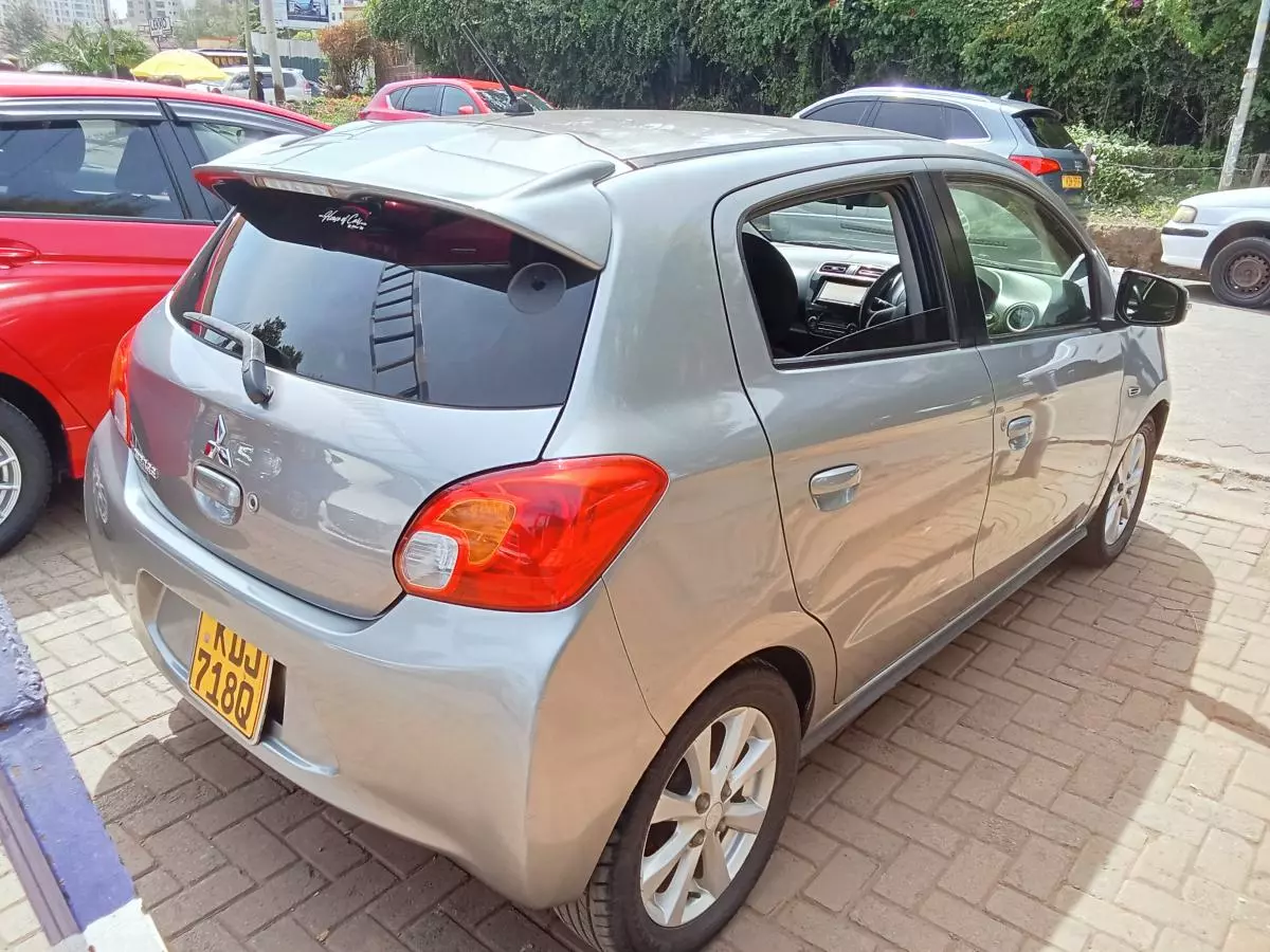 Mitsubishi Mirage   - 2015