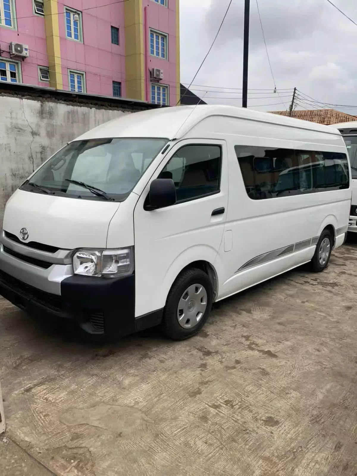 Toyota Hiace (High Roof)   - 2008