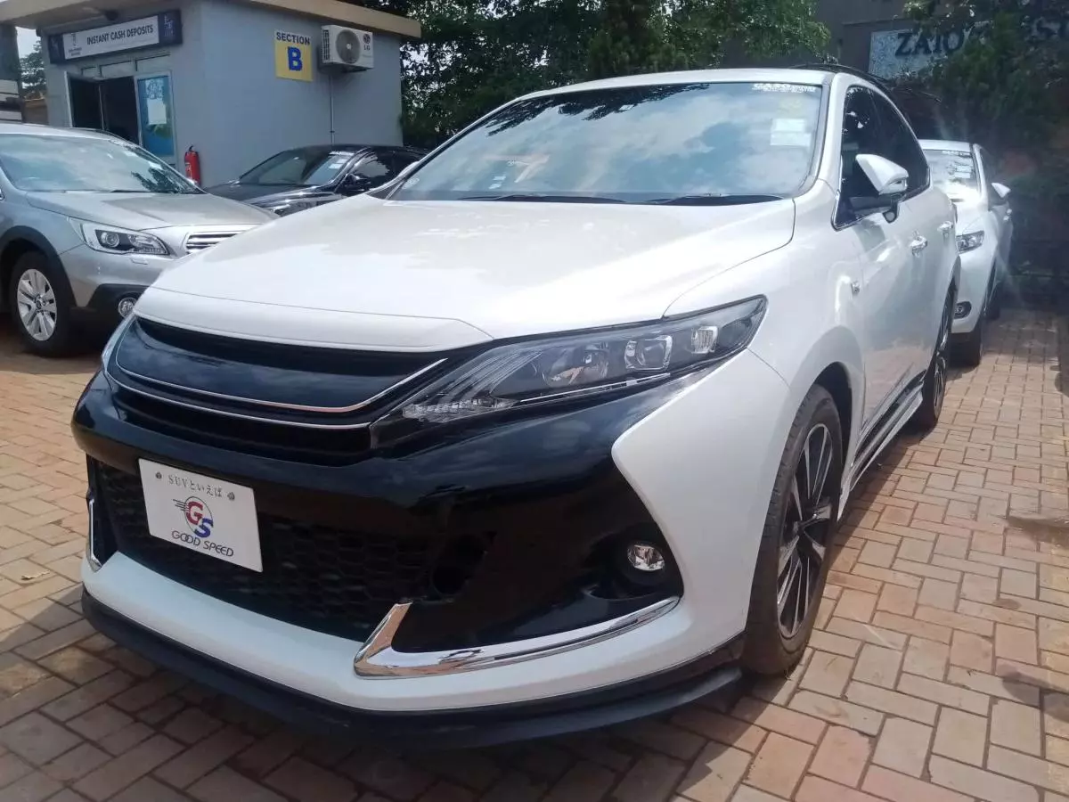 Toyota Harrier GR   - 2016