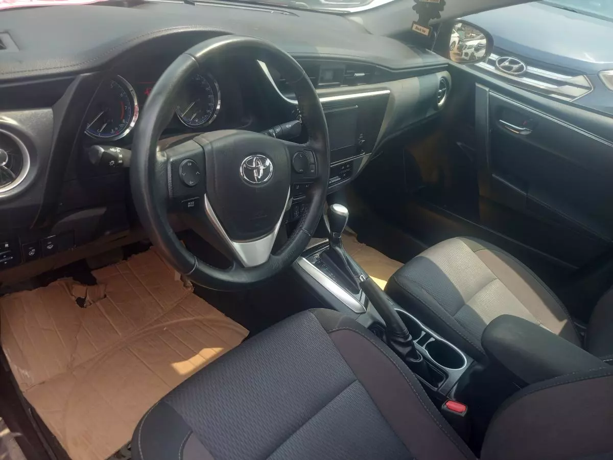 Toyota Corolla   - 2019