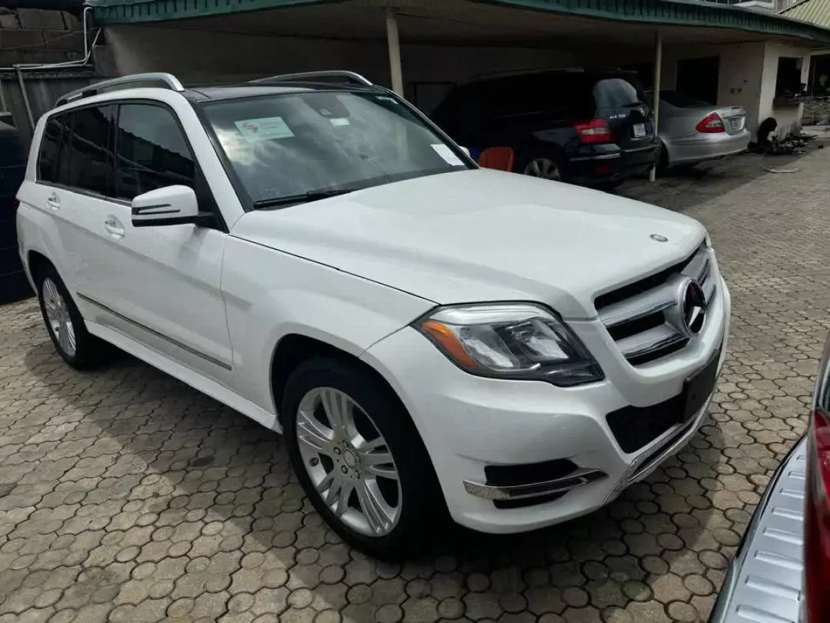 Mercedes-Benz GLK 350   - 2015