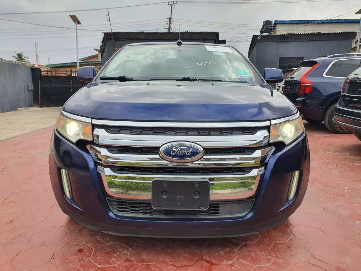 Ford Edge   - 2011