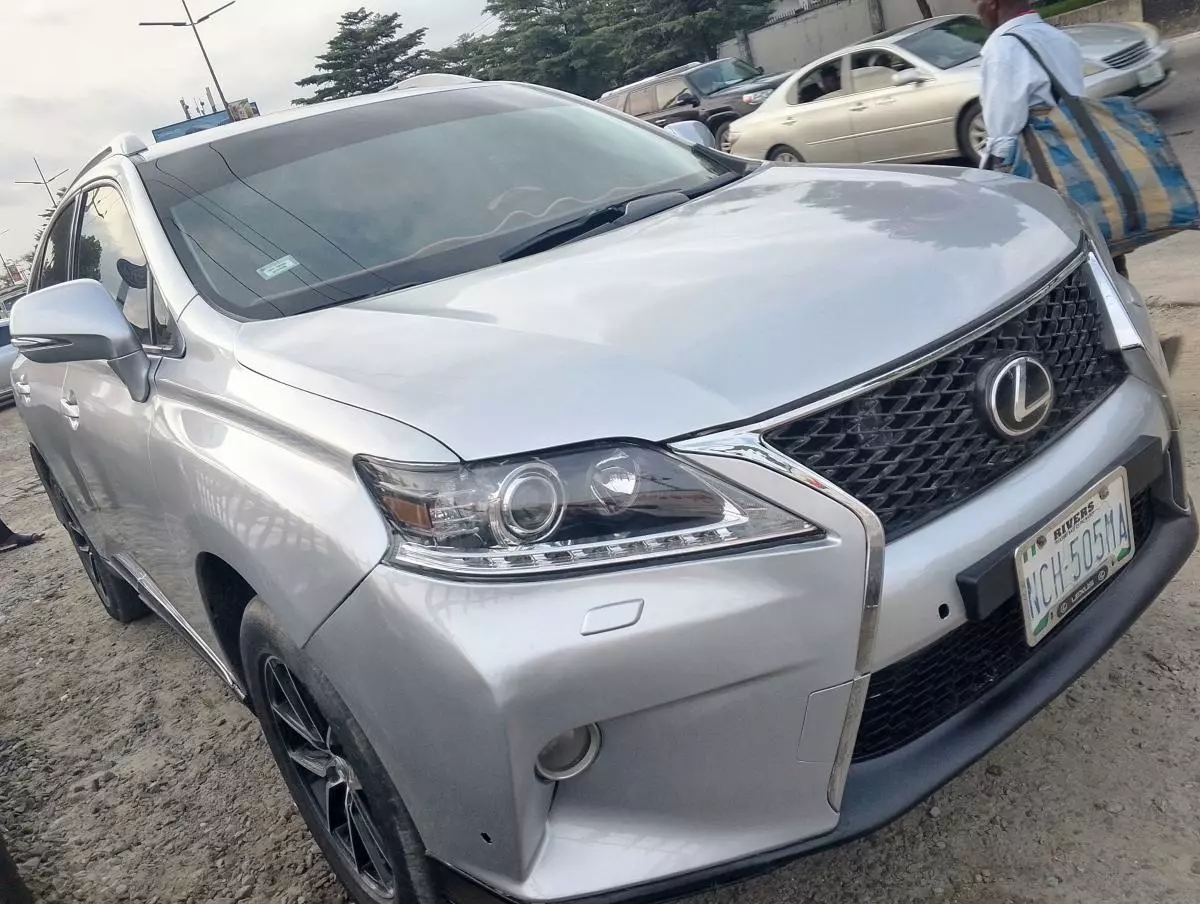 Lexus RX 350   - 2010