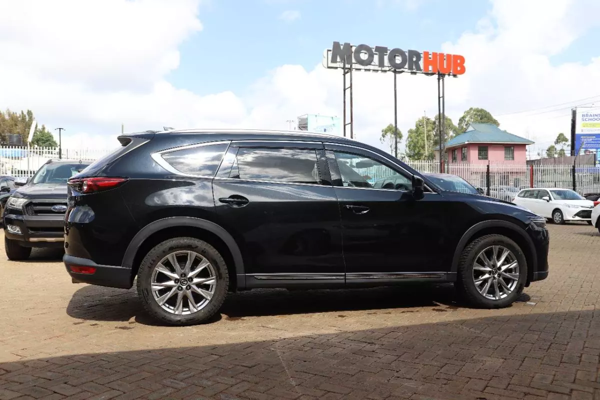 Mazda CX-8   - 2018