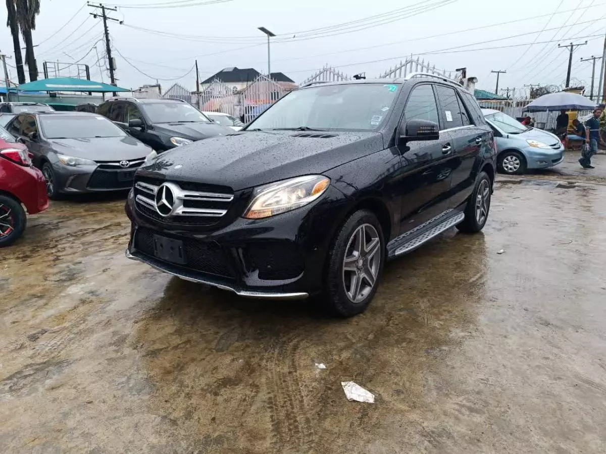 Mercedes-Benz GLE 350   - 2016