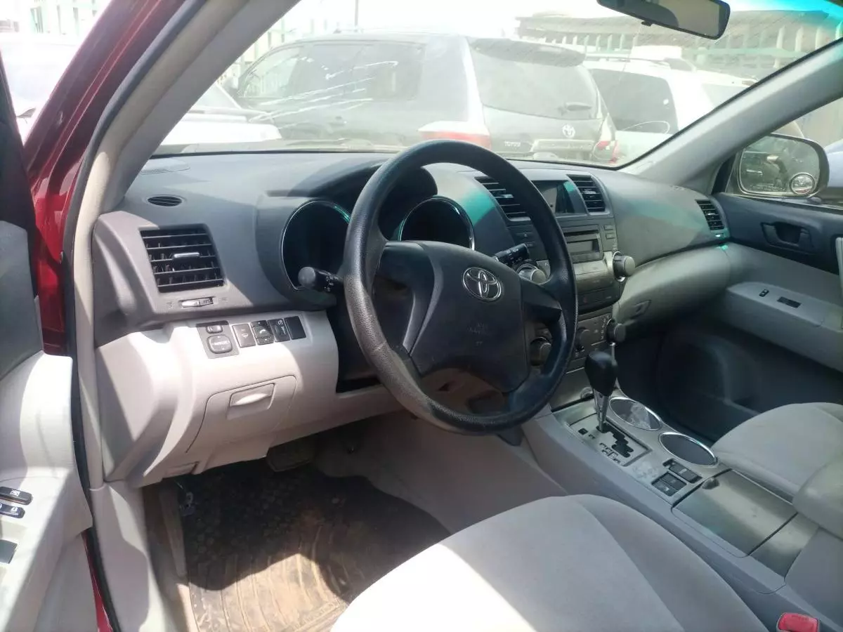 Toyota Highlander - 2009