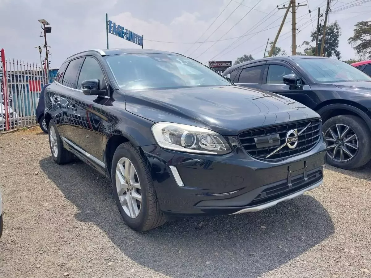 Volvo XC60   - 2017