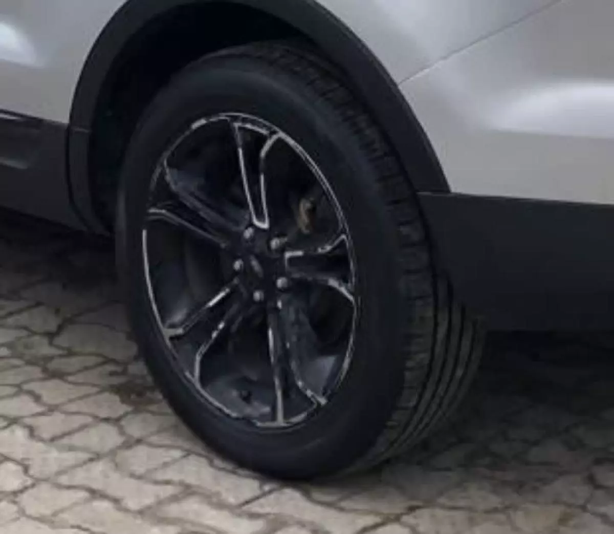 Ford Explorer - 2013