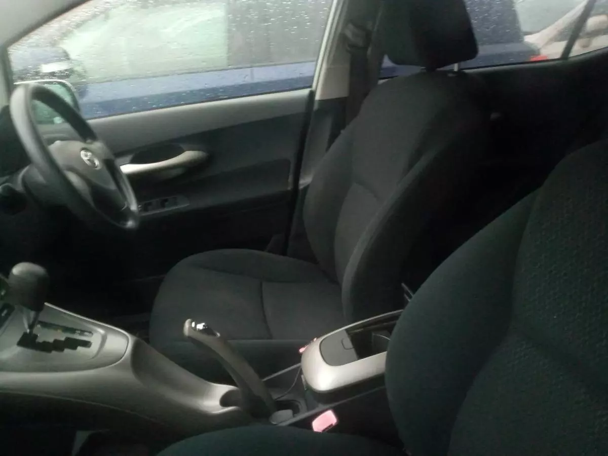 Toyota Auris - 2009