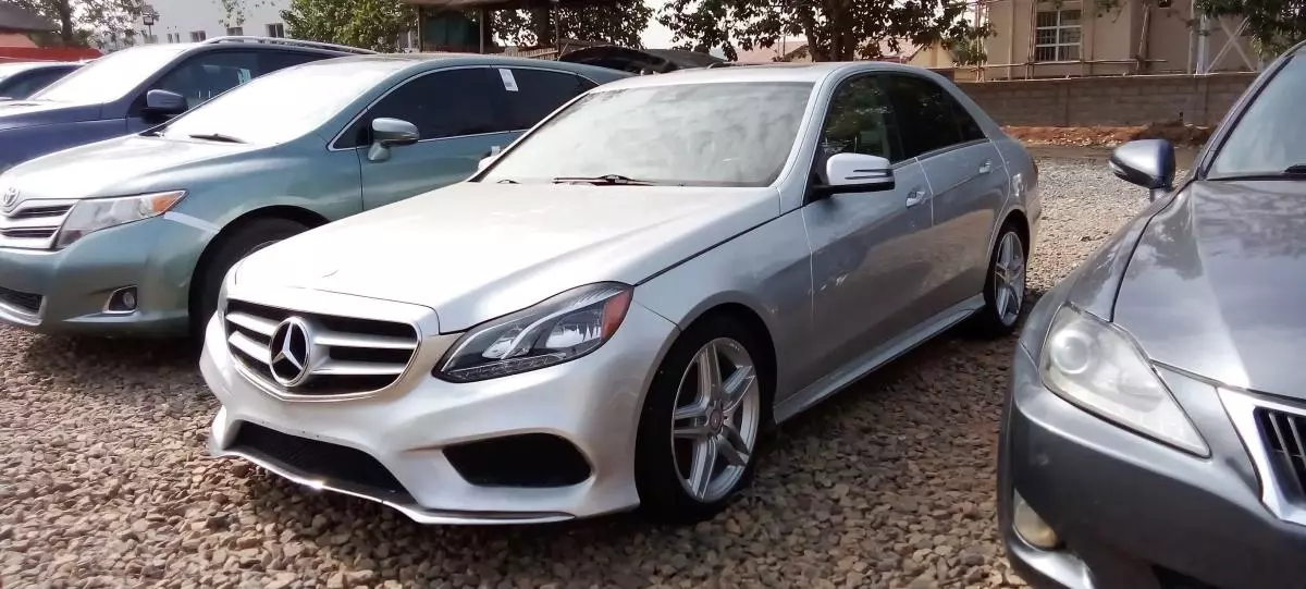 Mercedes-Benz E 350 - 2014