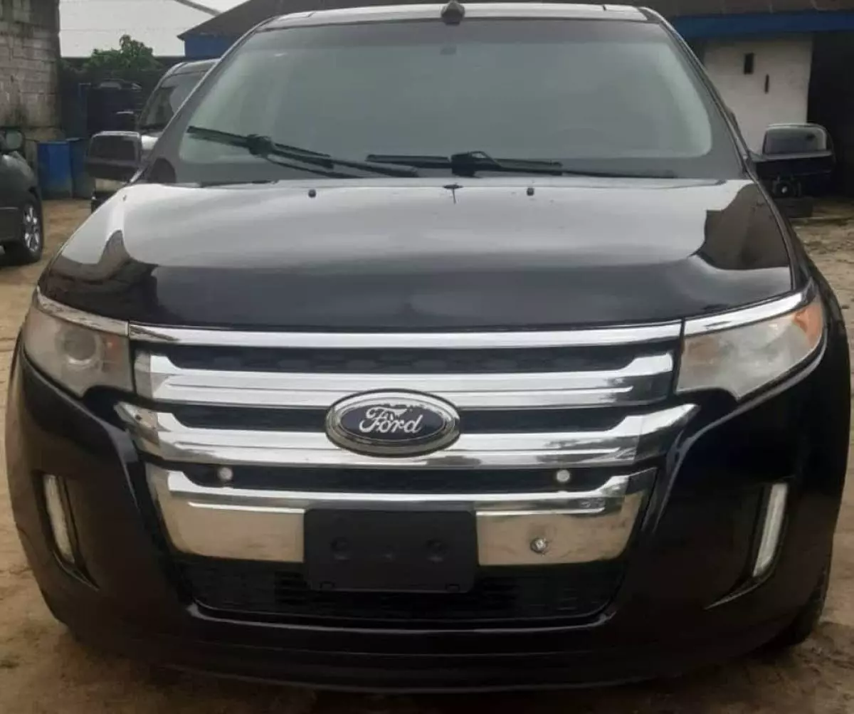 Ford Edge   - 2012