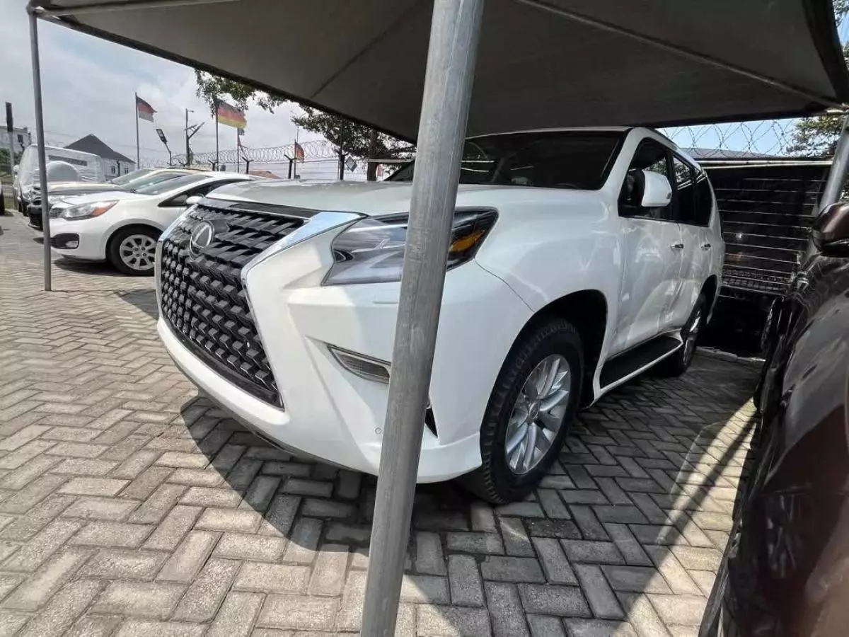 Lexus GX 460   - 2020