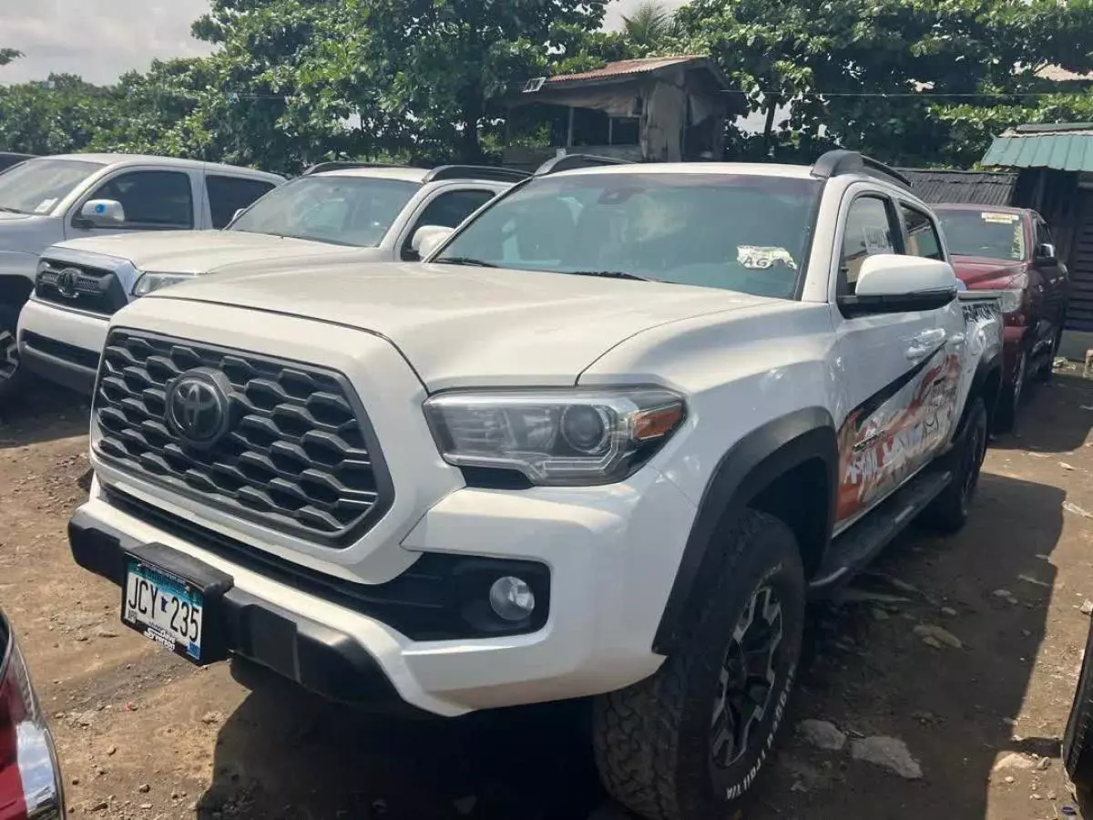 Toyota Tacoma   - 2020