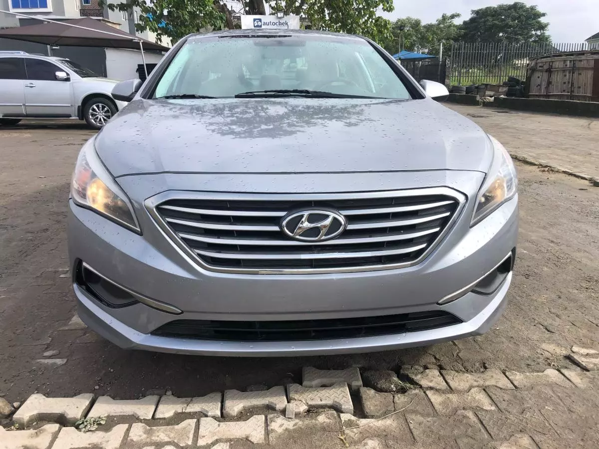 Hyundai Sonata   - 2017