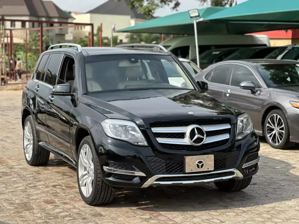 Mercedes-Benz GLK 350   - 2014