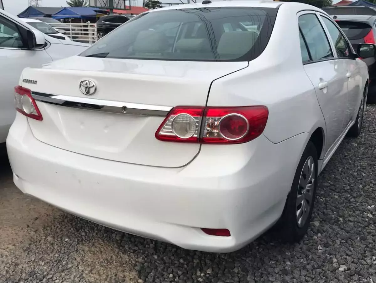 Toyota Corolla   - 2013