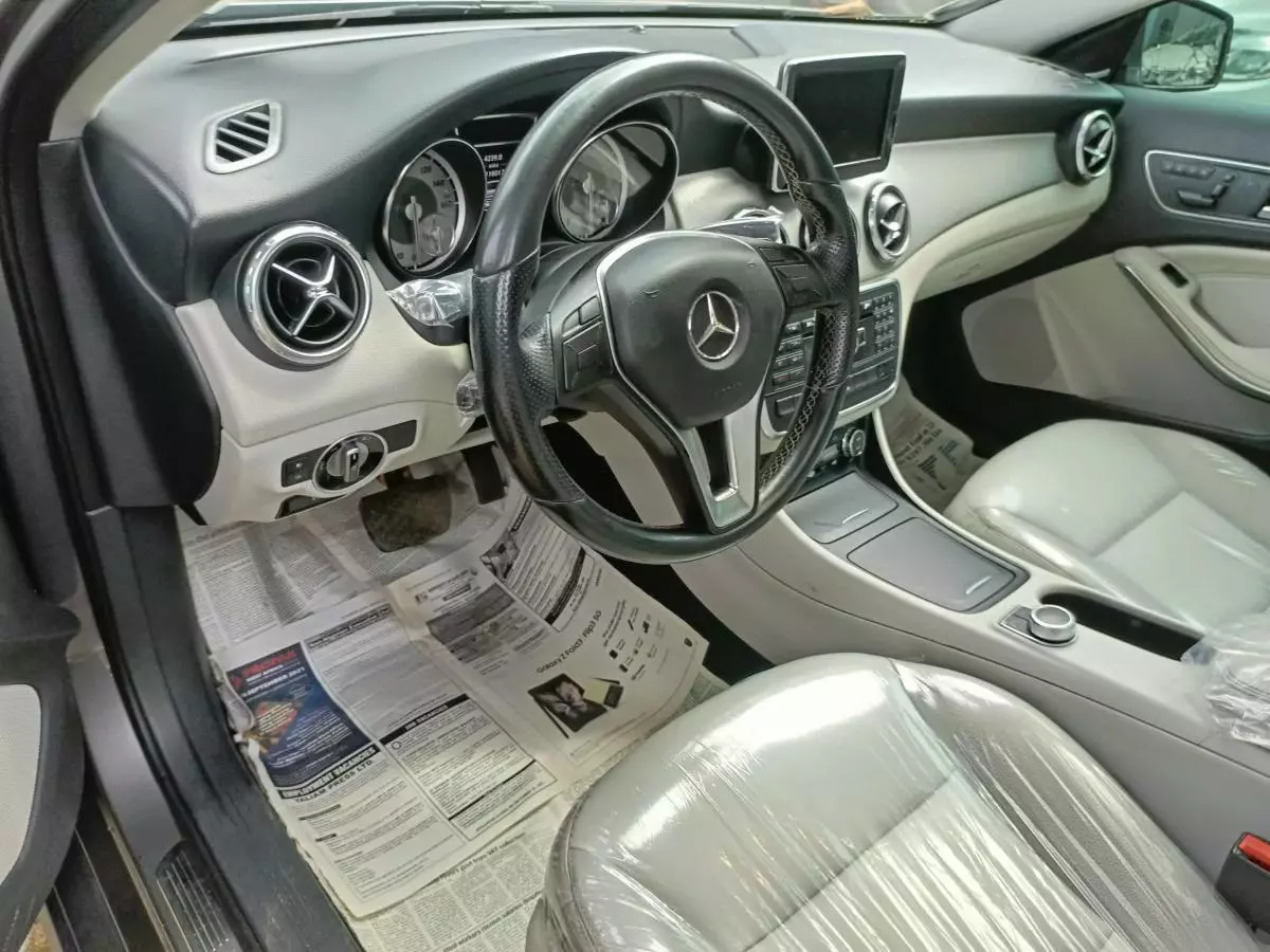 Mercedes-Benz GLA 250   - 2015