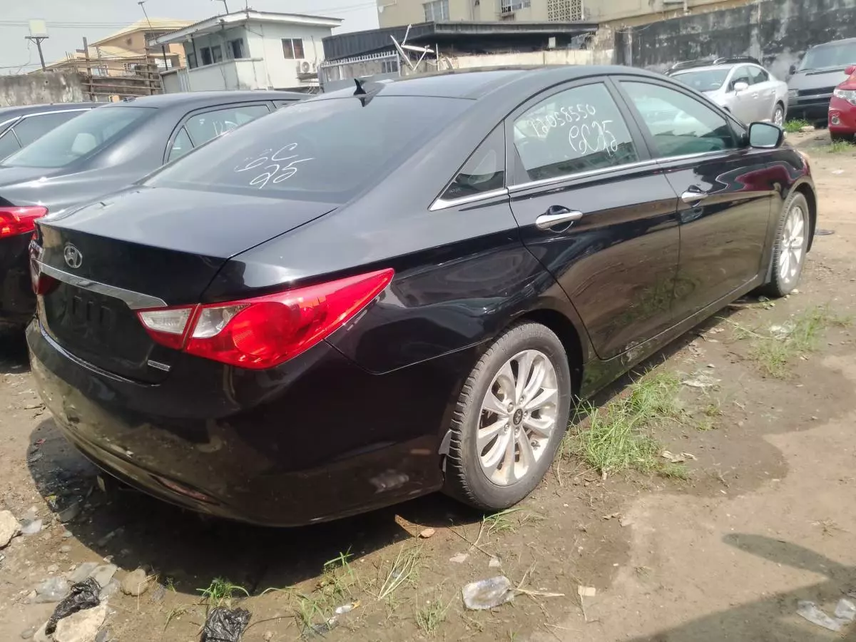 Hyundai SONATA 2,0L BVA GL   - 2012