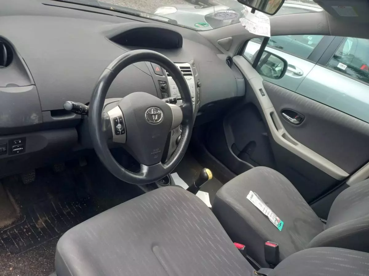 Toyota Yaris   - 2007