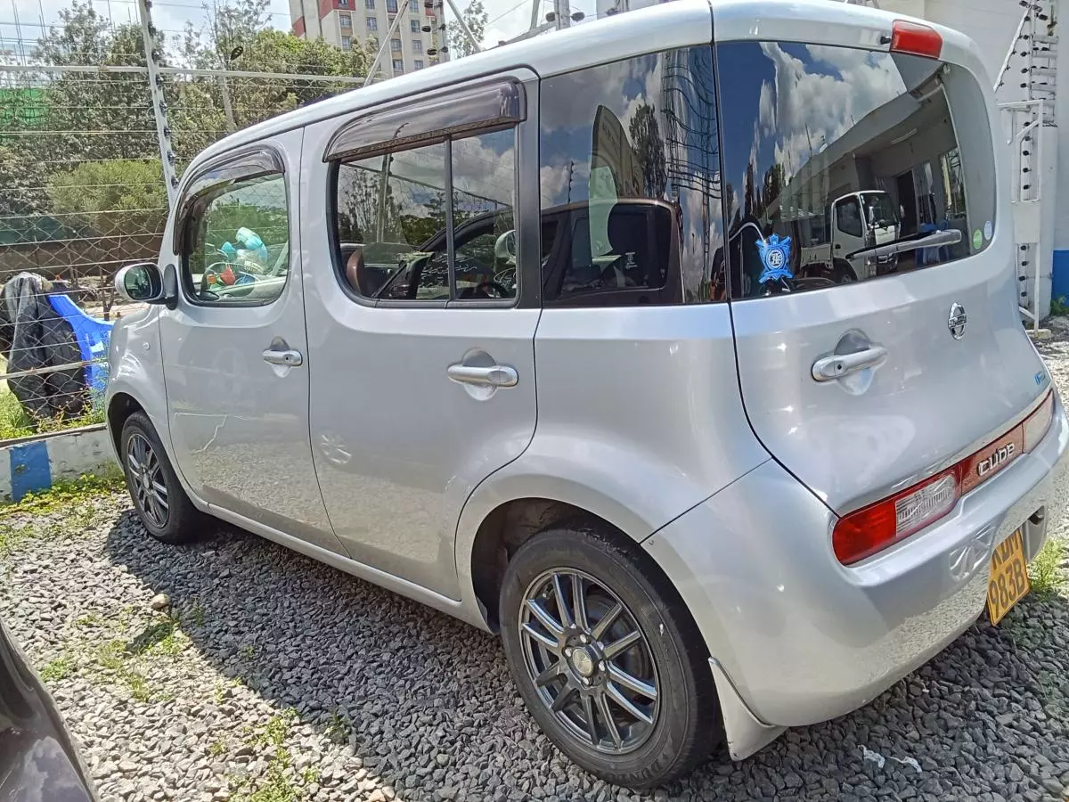 Nissan Cube   - 2015