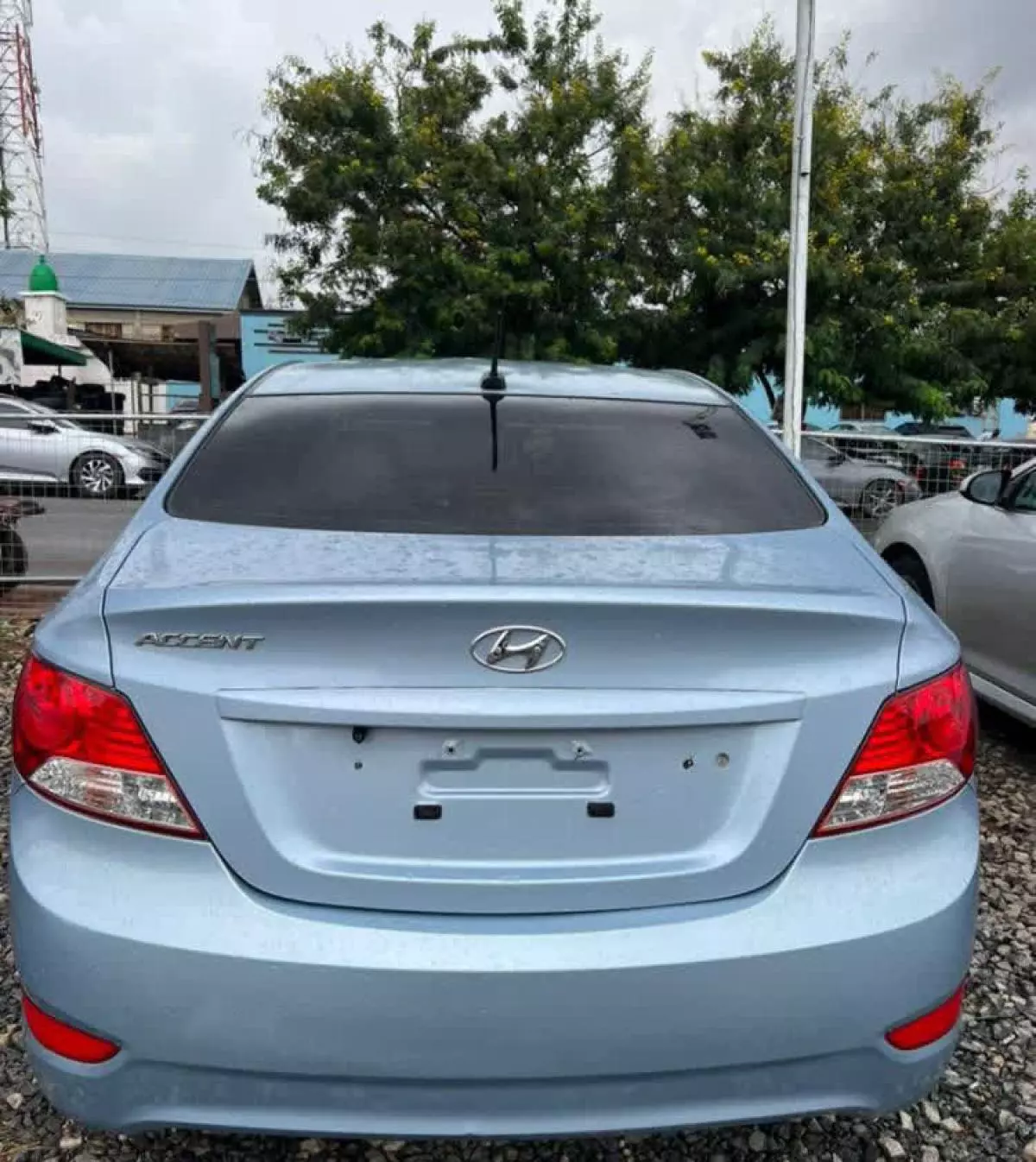 Hyundai Accent   - 2014