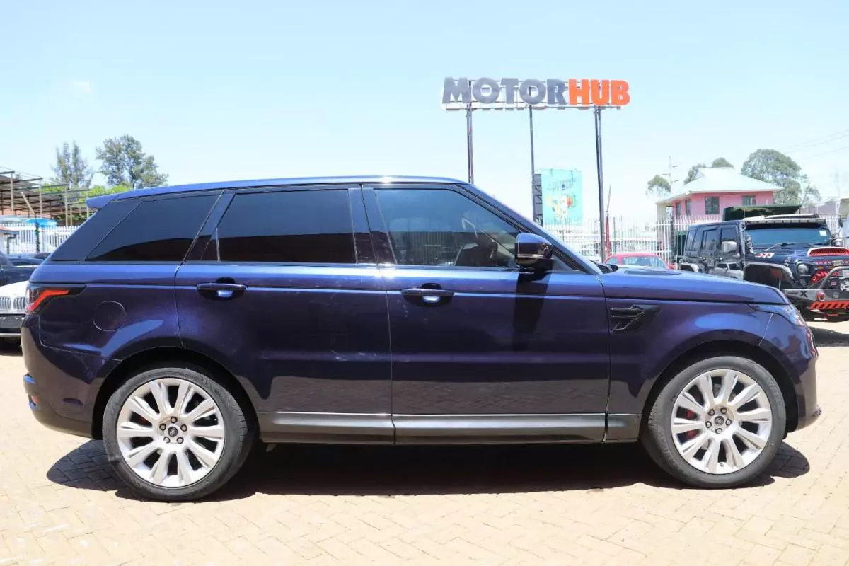 Land Rover Range Rover Sport   - 2015