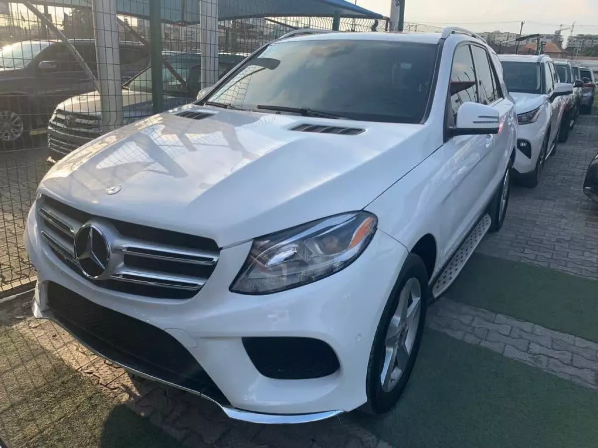 Mercedes-Benz GLE 350 - 2018