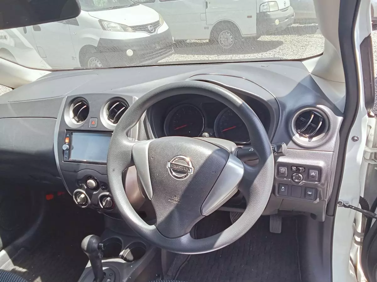 Nissan Note   - 2015