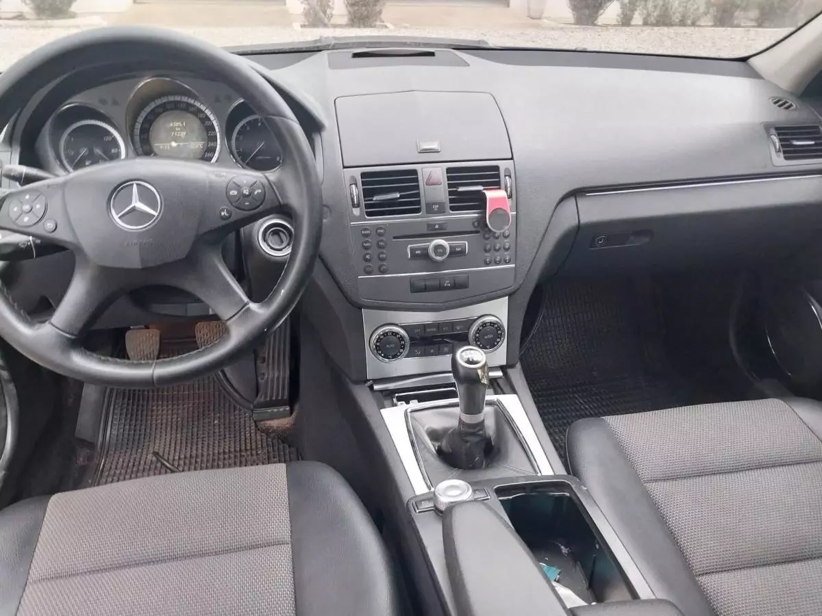 Mercedes-Benz 190 - 2009