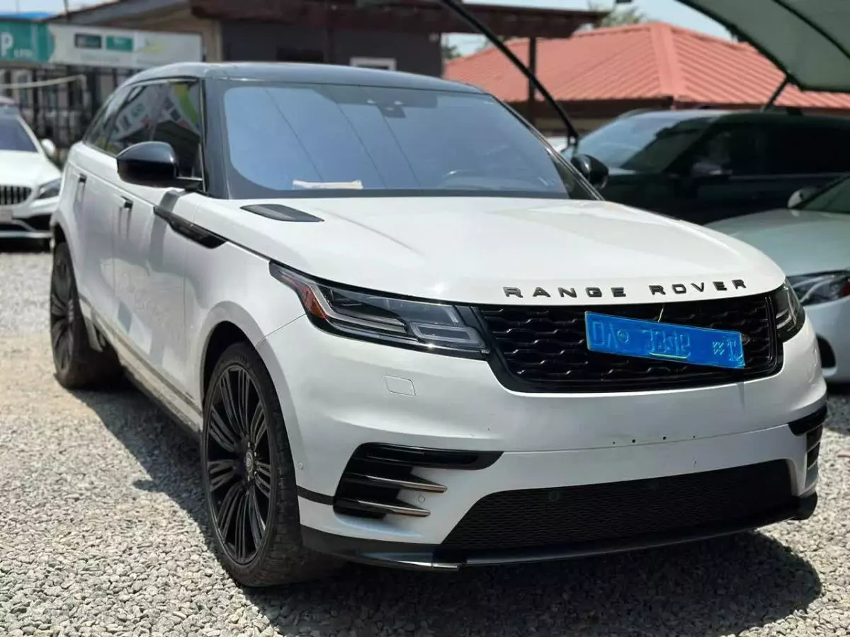 Land Rover Range Rover Velar   - 2019