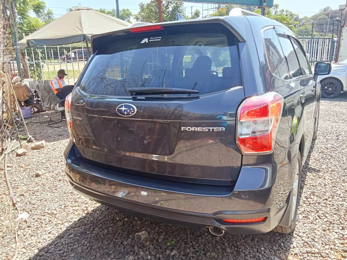 Subaru Forester   - 2015