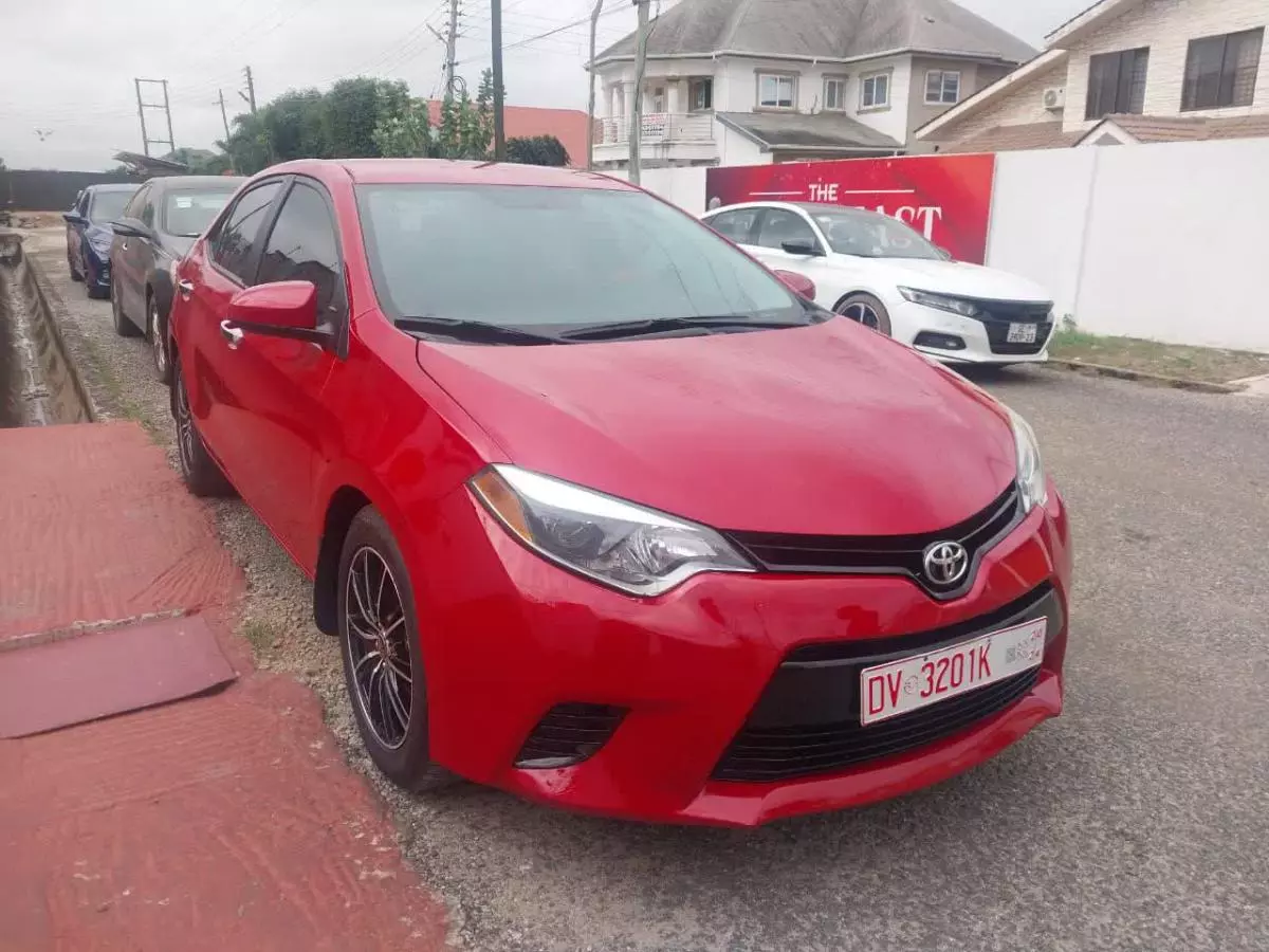 Toyota Corolla   - 2016