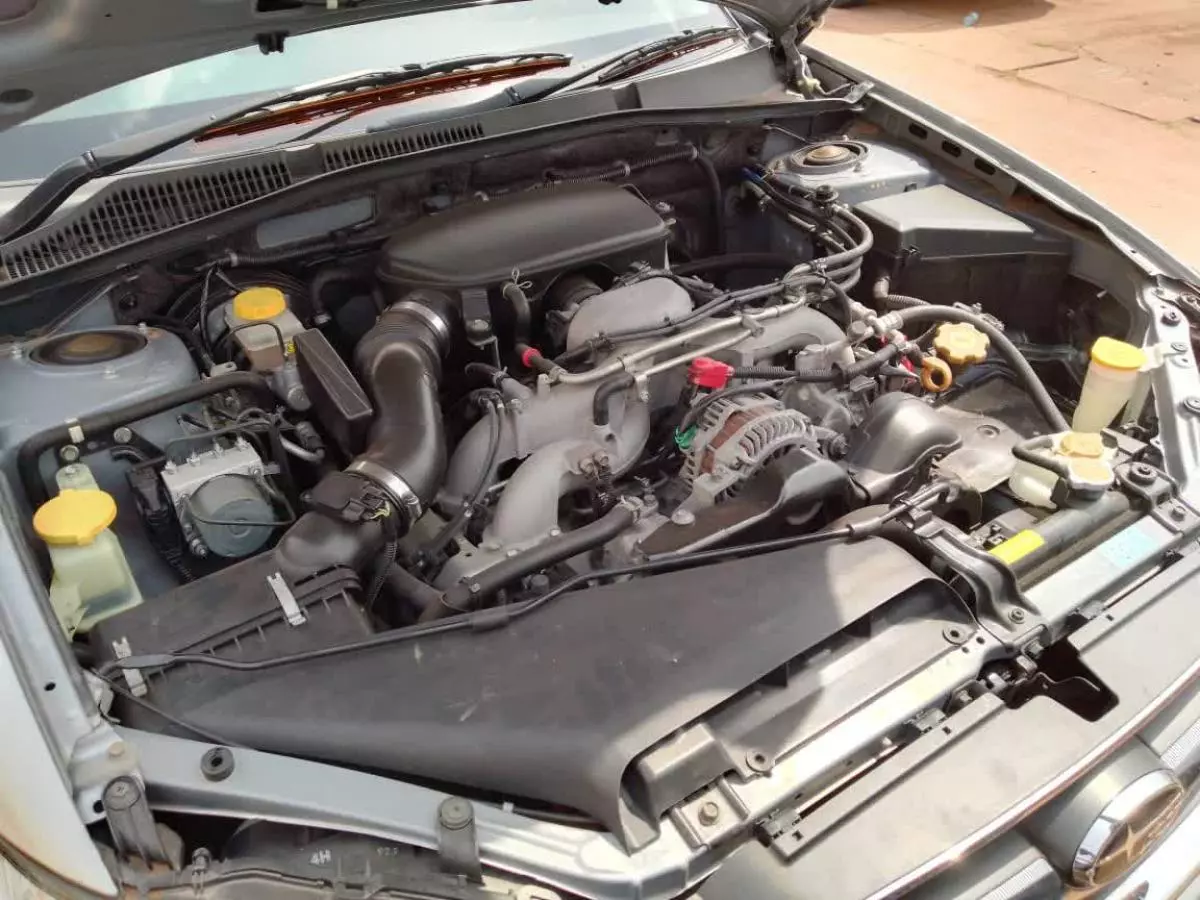 Subaru Legacy   - 2007