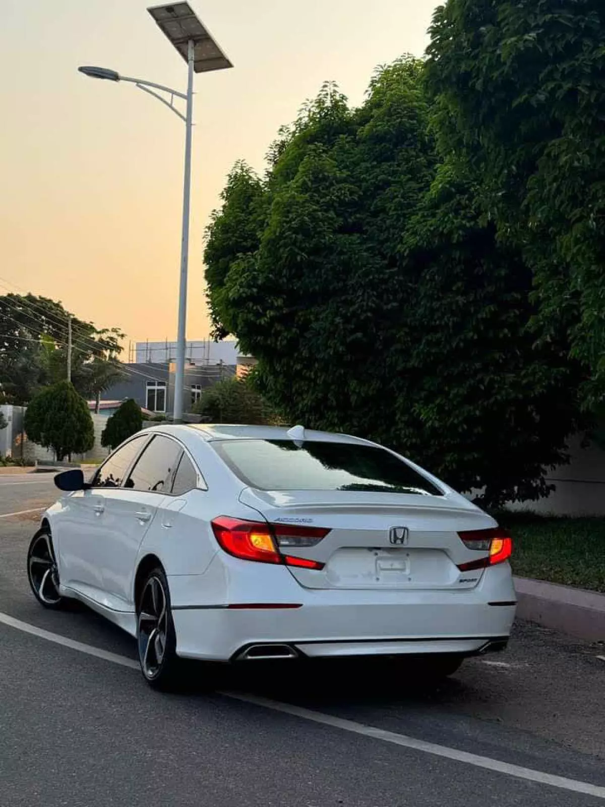 Honda Accord   - 2020