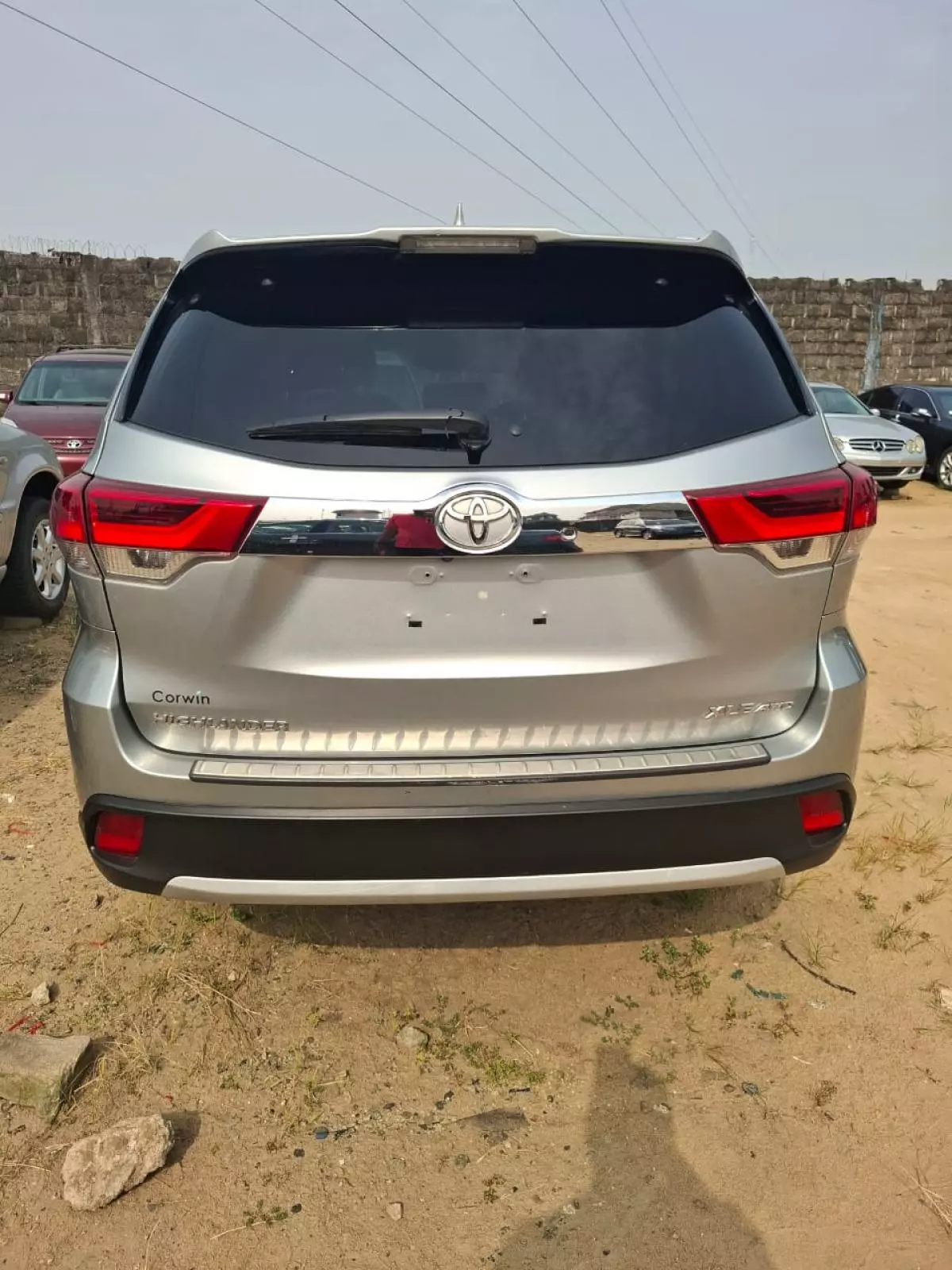 Toyota Highlander   - 2019