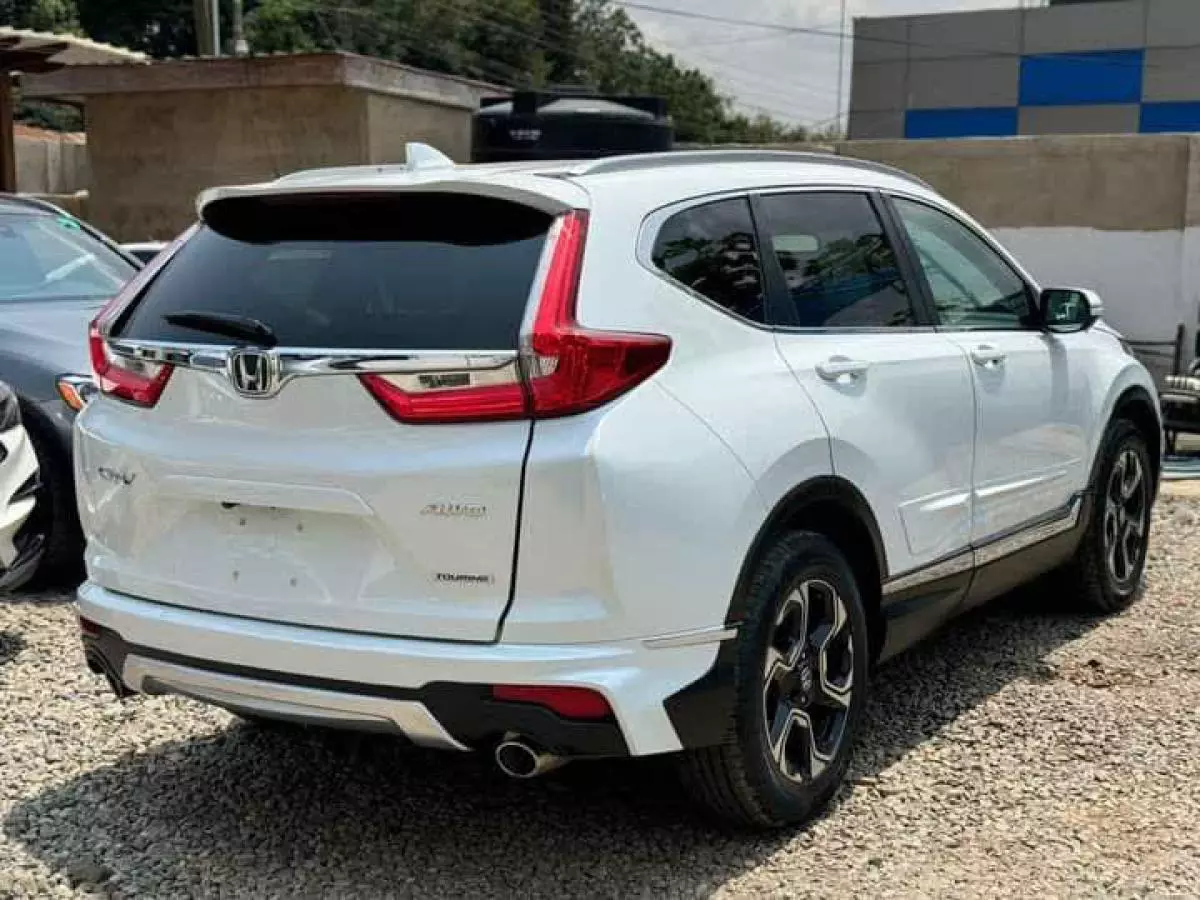 Honda CR-V   - 2019