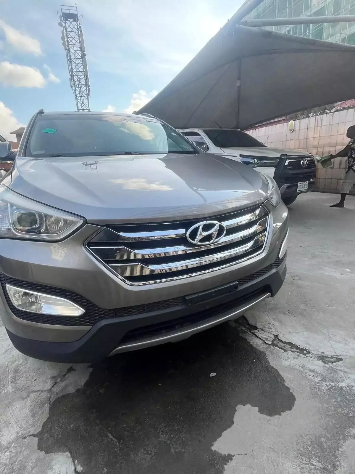 Hyundai Santa Fe   - 2014