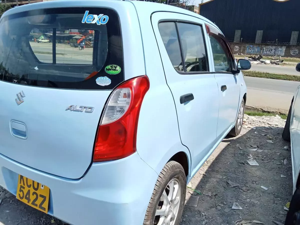 SUZUKI Alto GLX   - 2013