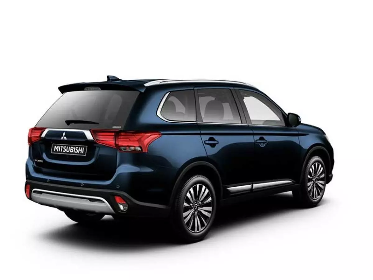 Mitsubishi Outlander GLX   - 2022